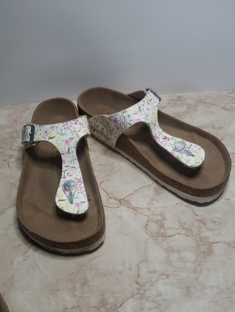 Birkenstock Floral Print Thong Sandals for Women - White/Pastel  Size 37 Vegan